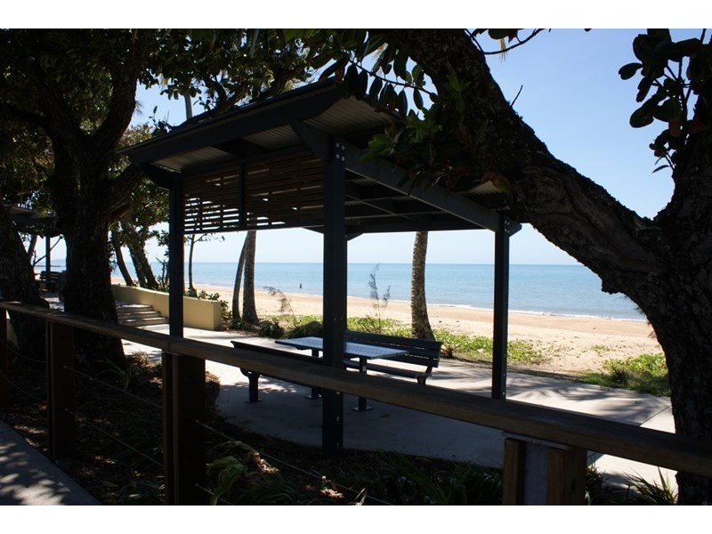 Cnr Pioneer and Cutten Streets, Bingil Bay QLD 4852