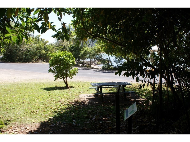 Cnr Pioneer and Cutten Streets, Bingil Bay QLD 4852