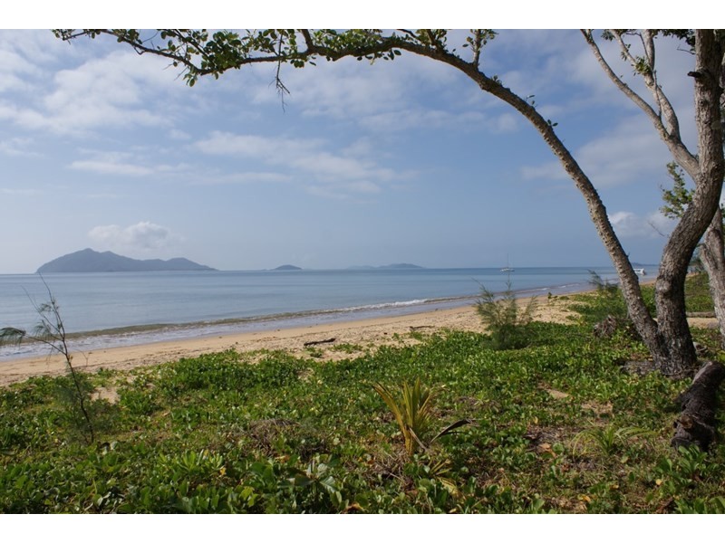 54 Sanctuary Crescent, Wongaling Beach QLD 4852