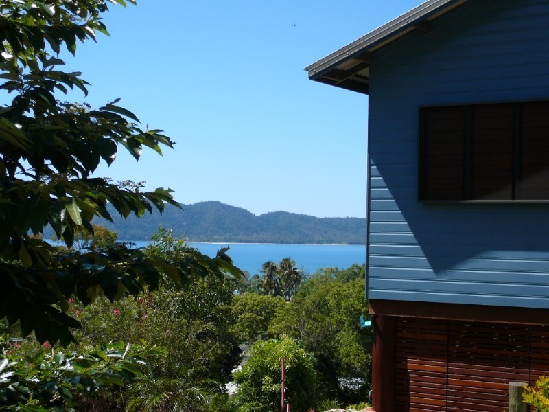 Mission Beach QLD 4852