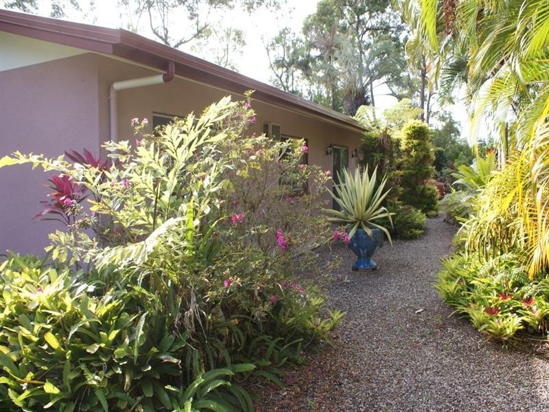 856 East Feluga Road, East Feluga QLD 4854