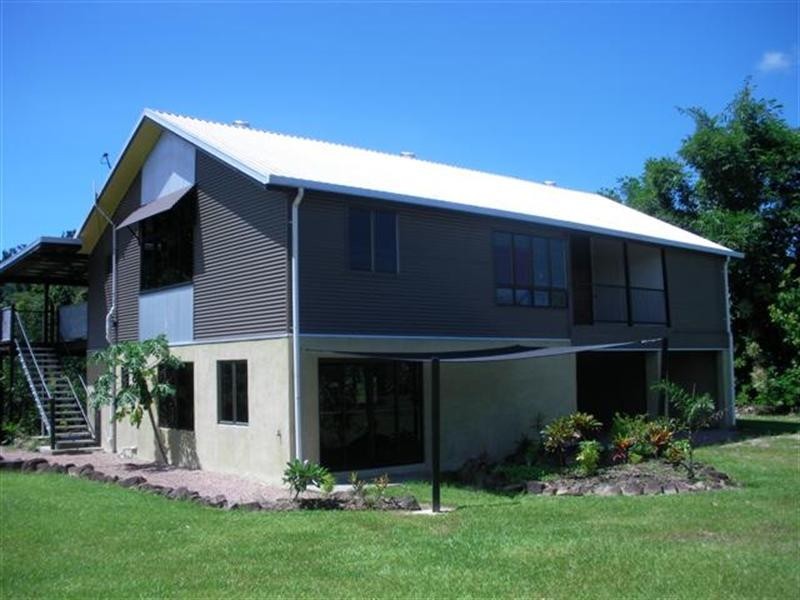 573 Elarish/Mission Beach Road, Mission Beach QLD 4852