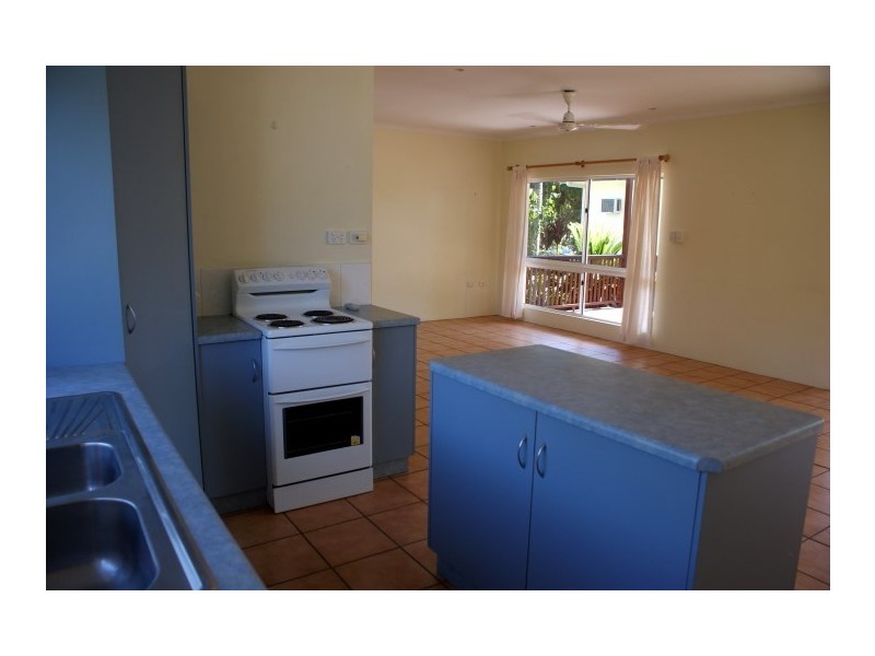 42 Bingil Bay Road, Bingil Bay QLD 4852