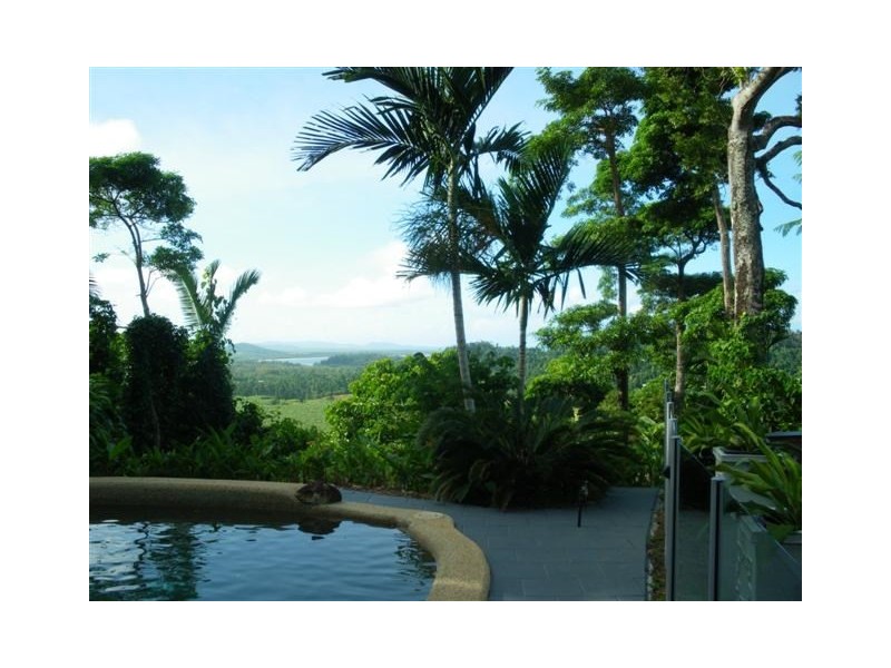 23 Bicton Close, Bingil Bay QLD 4852
