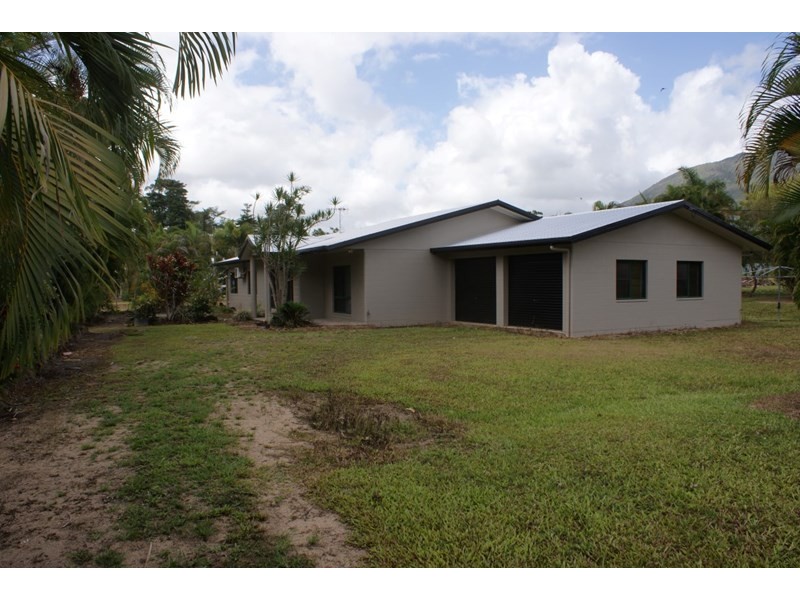 7 Dinan Close, Bulgun QLD 4854