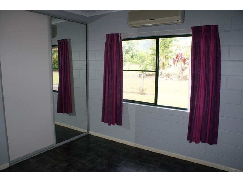 7 Dinan Close, Bulgun QLD 4854