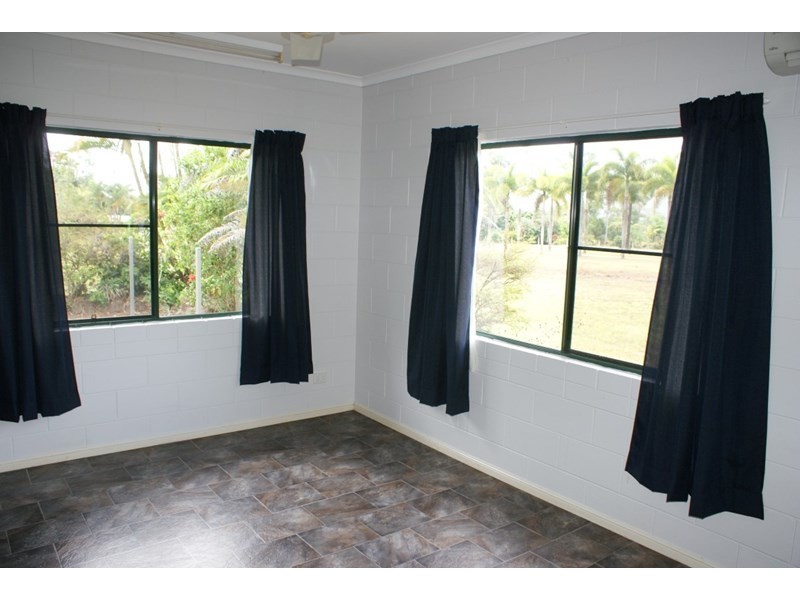 7 Dinan Close, Bulgun QLD 4854