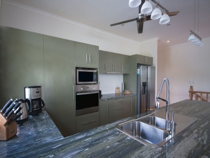 9A Banfield Parade, Mission Beach QLD 4852