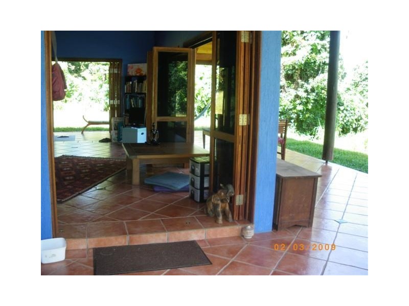 5 Plantation Drive, Bingil Bay QLD 4852