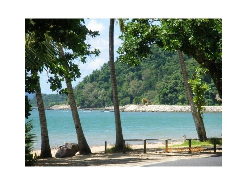 5 Plantation Drive, Bingil Bay QLD 4852