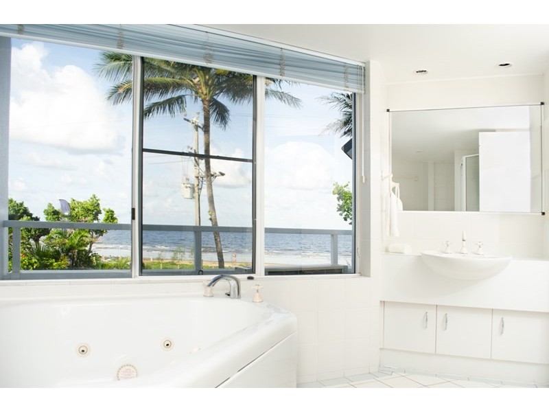 1/69 Banfield Parade, Wongaling Beach QLD 4852