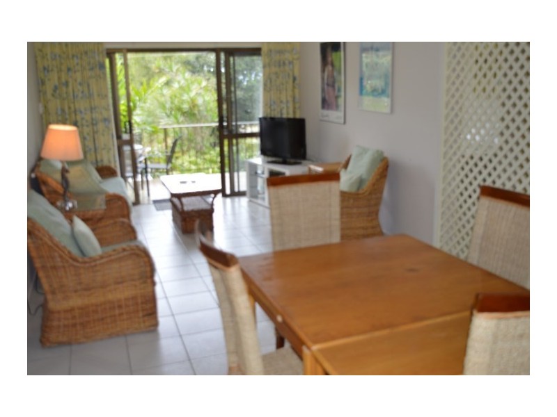 4/157 Reid Road, Wongaling Beach QLD 4852