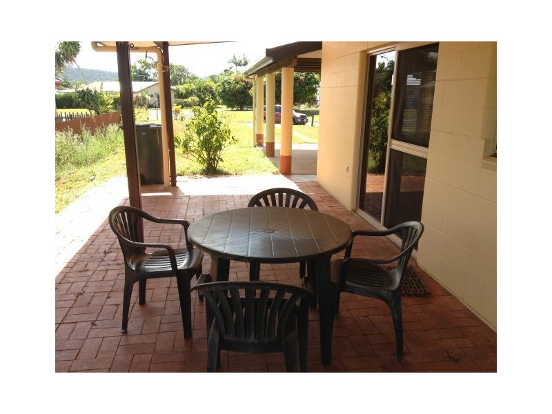 2/3 Wrap Court, Mission Beach QLD 4852