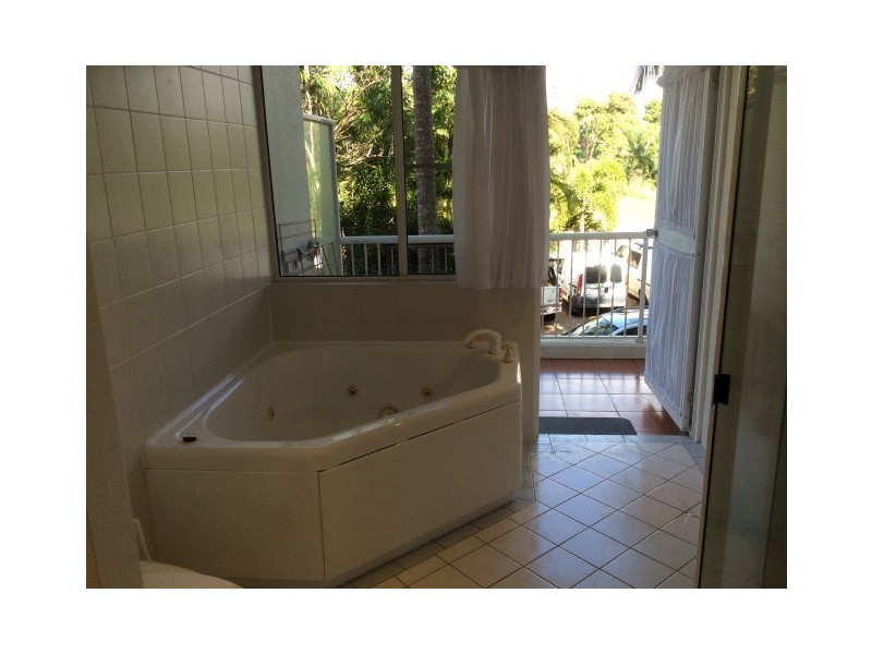 2/69 Banfield Parade, Wongaling Beach QLD 4852