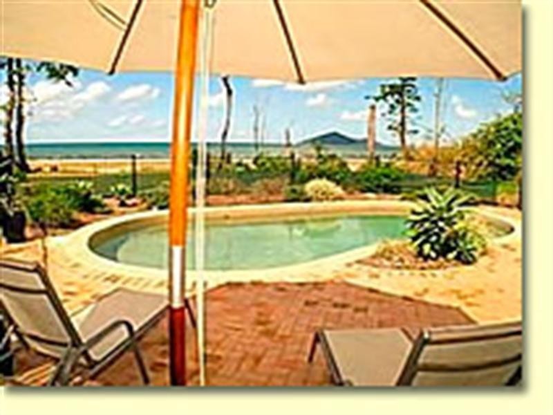 3 Conch Street, Mission Beach QLD 4852