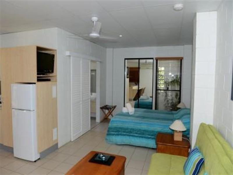 152 Kennedy Esplanade, South Mission QLD 4852