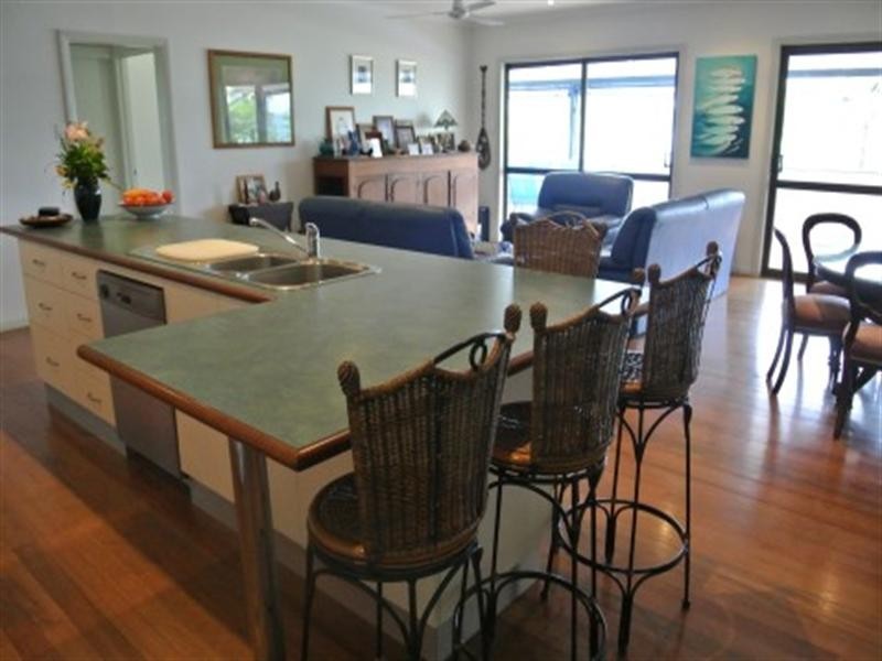 152 Kennedy Esplanade, South Mission QLD 4852