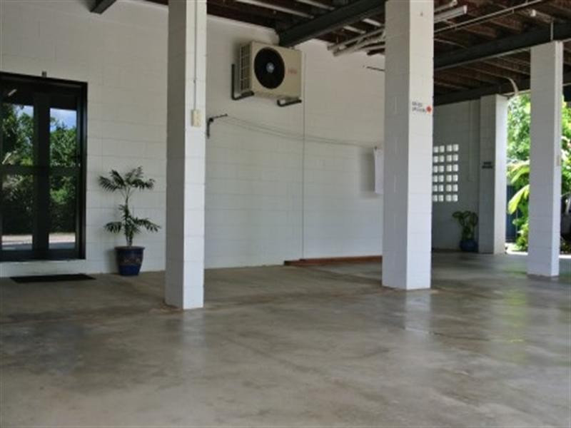 152 Kennedy Esplanade, South Mission QLD 4852