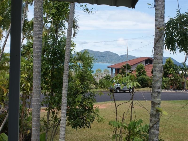 51 Mission Drive, South Mission QLD 4852