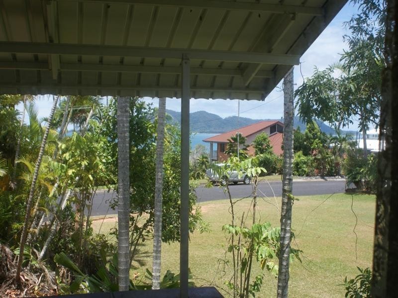 51 Mission Drive, South Mission QLD 4852