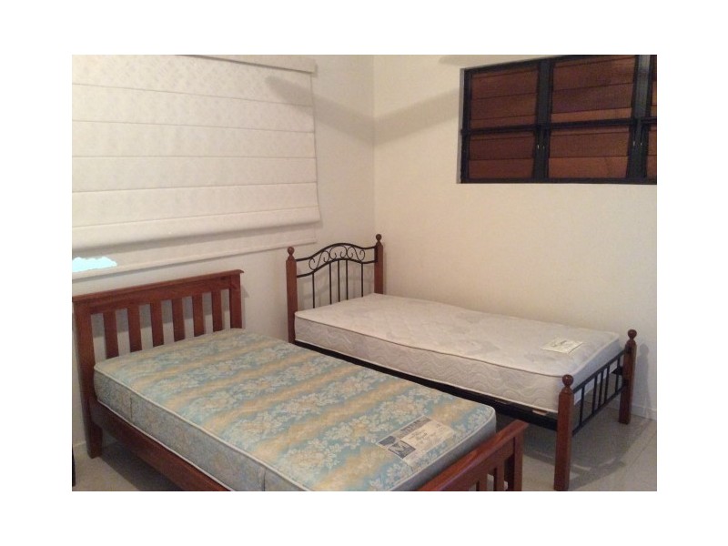 1/54-56 Mariner Drive, South Mission QLD 4852