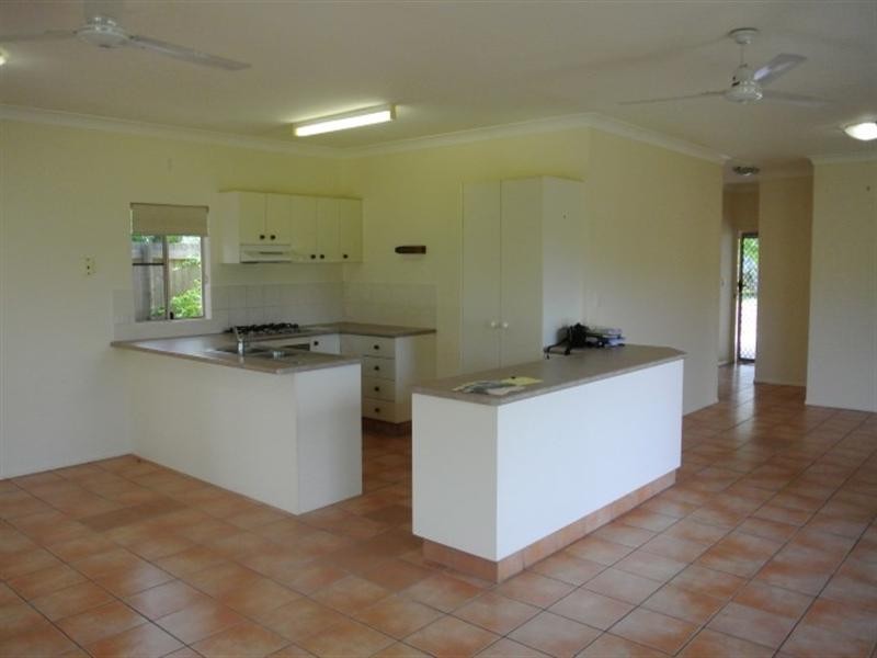 36 Holland Street, Wongaling Beach QLD 4852