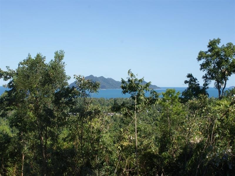 42 Mission Circle, Wongaling Beach QLD 4852