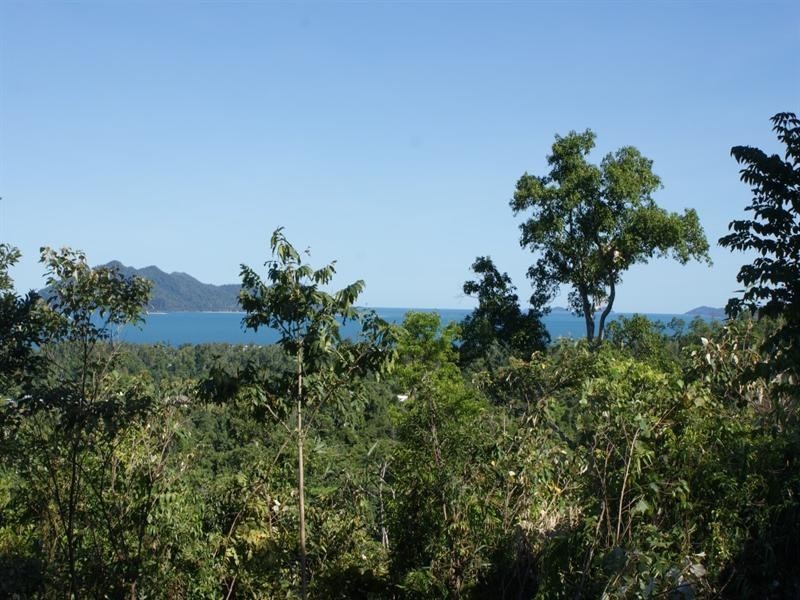 42 Mission Circle, Wongaling Beach QLD 4852