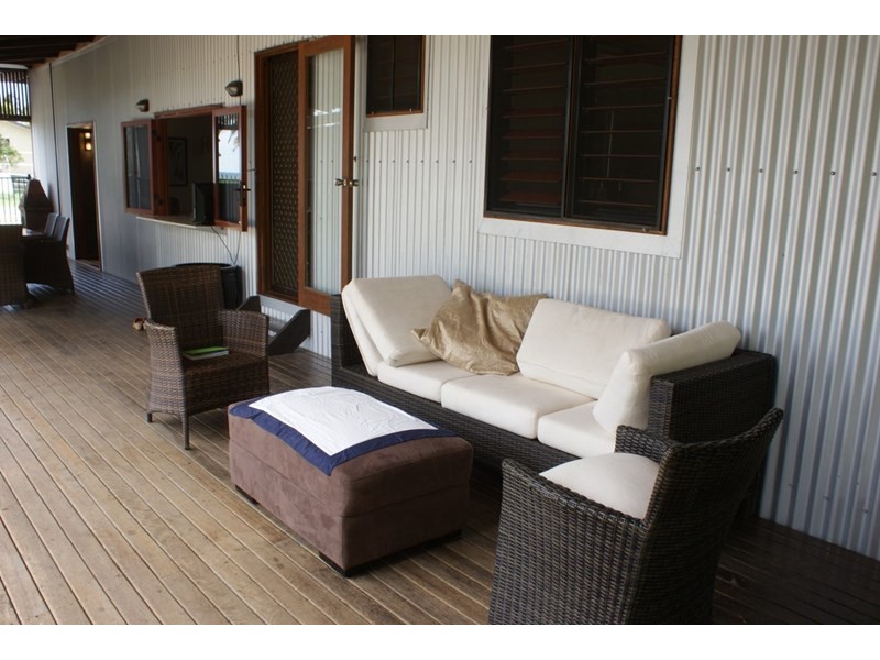 29 Luff Street, Hull Heads QLD 4854