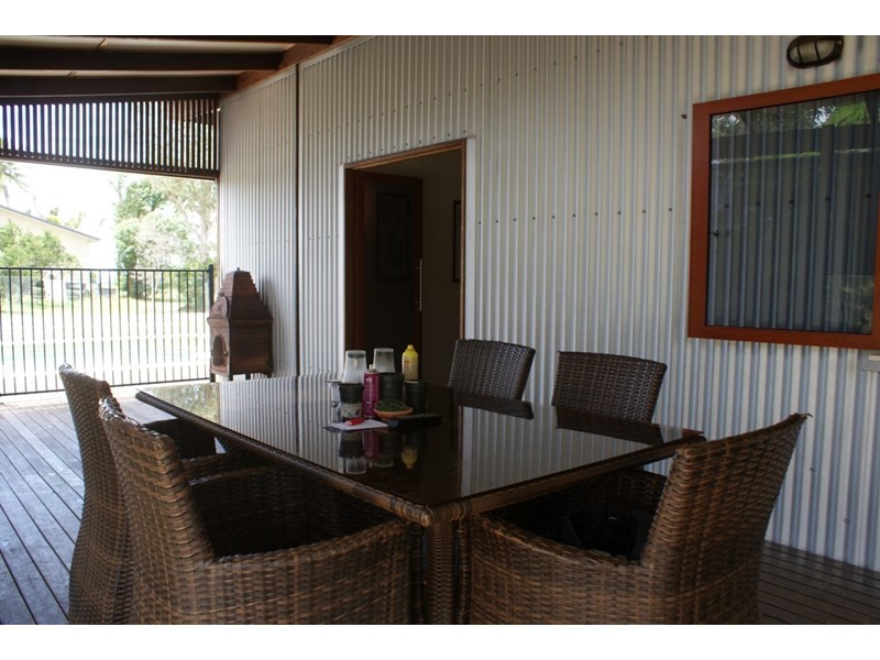 29 Luff Street, Hull Heads QLD 4854