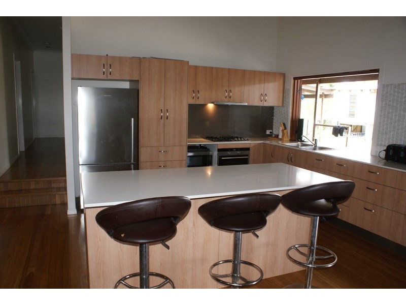 29 Luff Street, Hull Heads QLD 4854