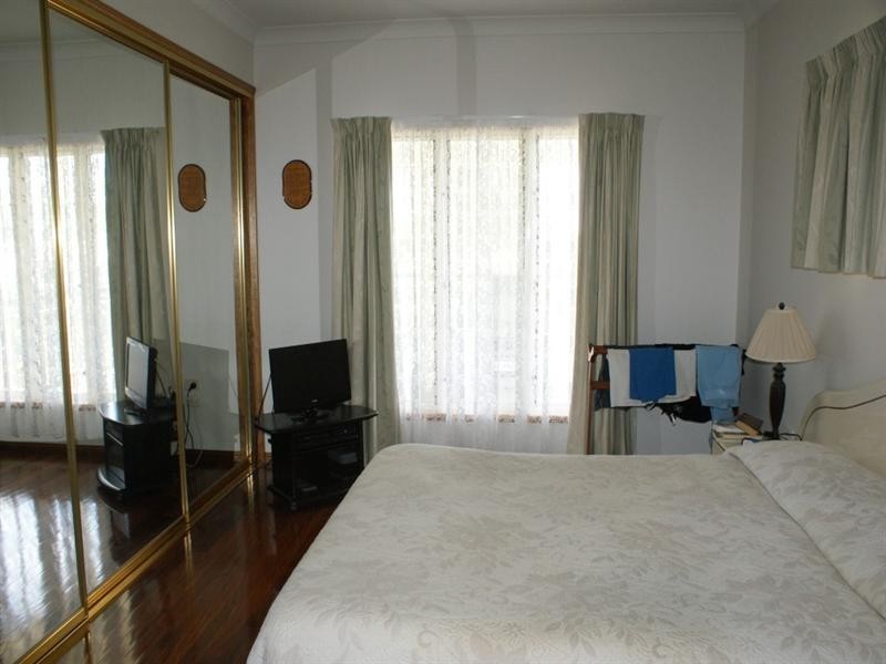 44 Seafarer Street, South Mission QLD 4852