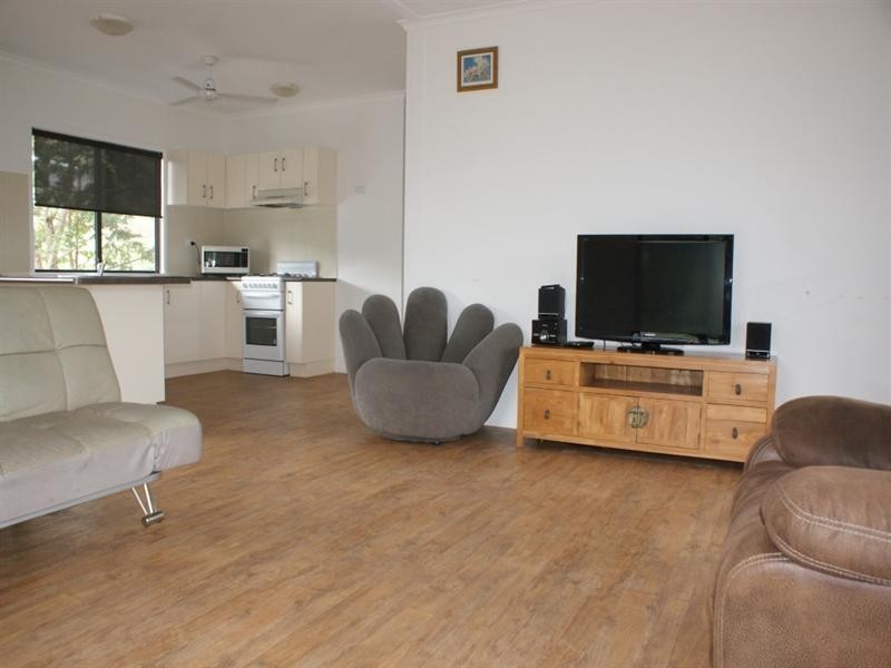 25 Spinnaker Street, South Mission QLD 4852
