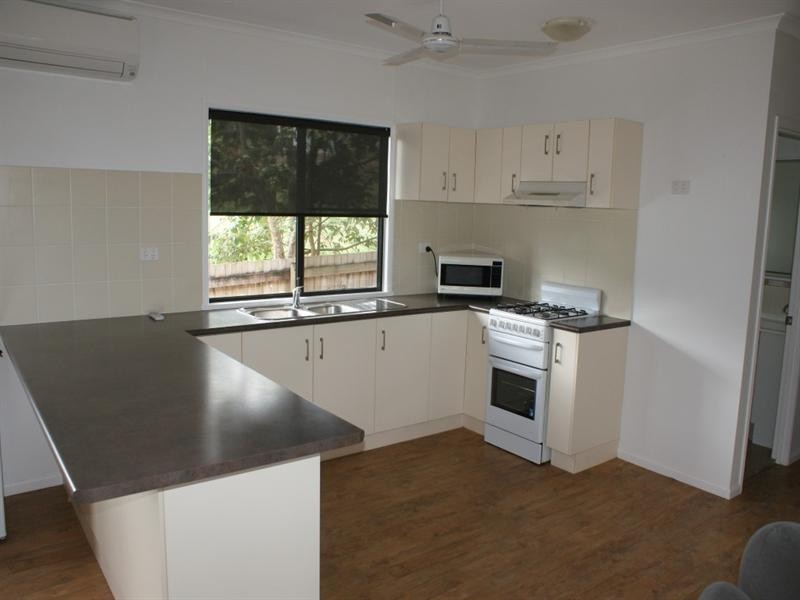 25 Spinnaker Street, South Mission QLD 4852