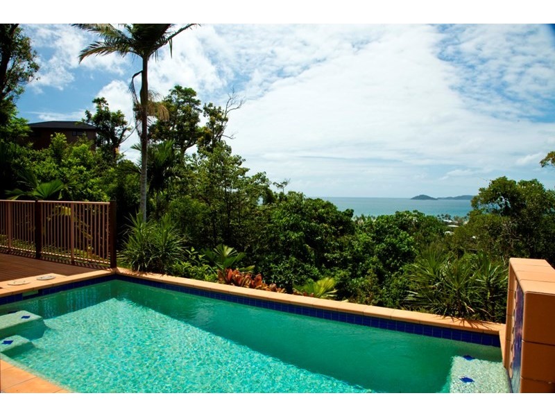 8/23 The Boulevard, South Mission QLD 4852