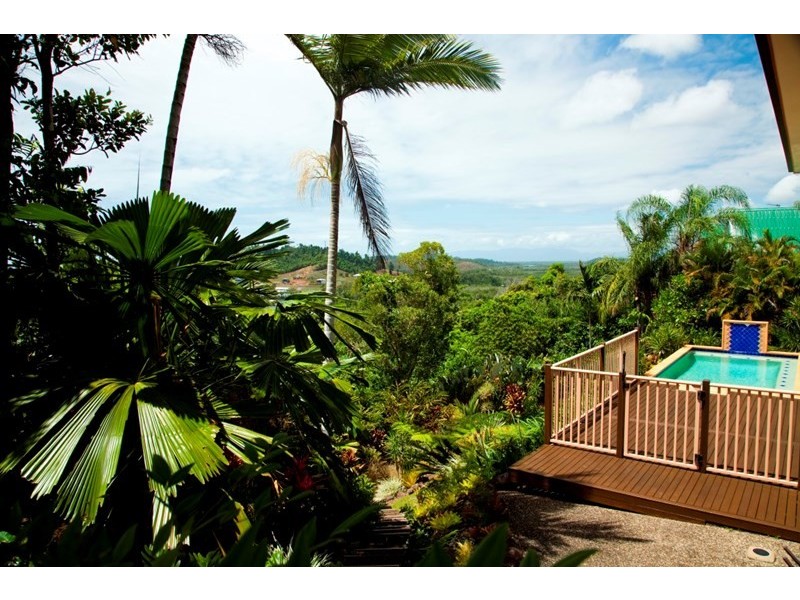 8/23 The Boulevard, South Mission QLD 4852