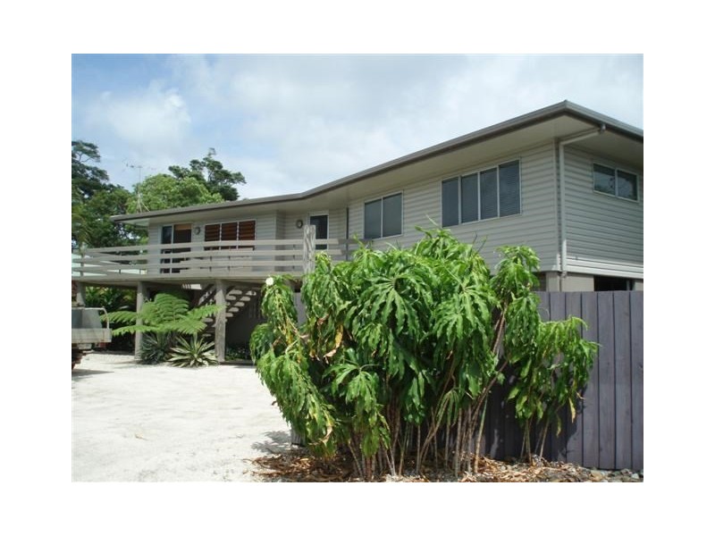 16 Porter Promenade, Mission Beach QLD 4852