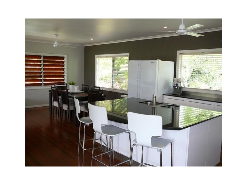 16 Porter Promenade, Mission Beach QLD 4852