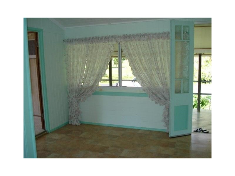 35 Royston Street, El Arish QLD 4855