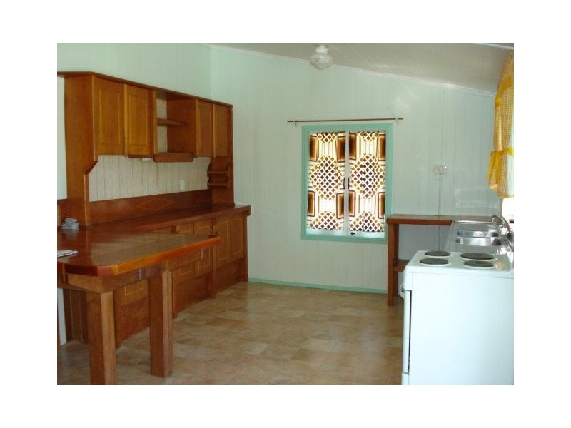 35 Royston Street, El Arish QLD 4855