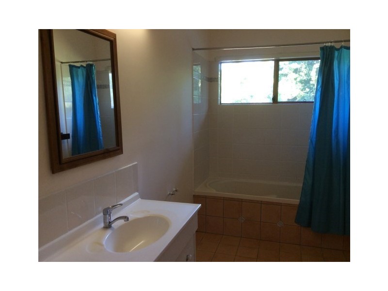 8 Mission Circle, Wongaling Beach QLD 4852