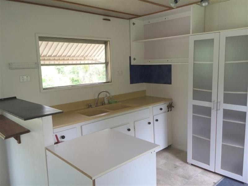 6 Hutchison Close, Mission Beach QLD 4852