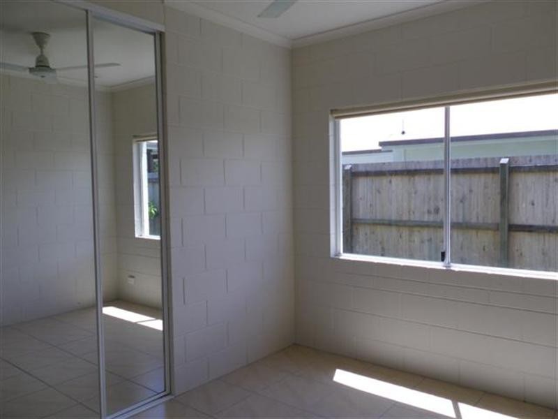 33 Buccaneer Street, South Mission QLD 4852