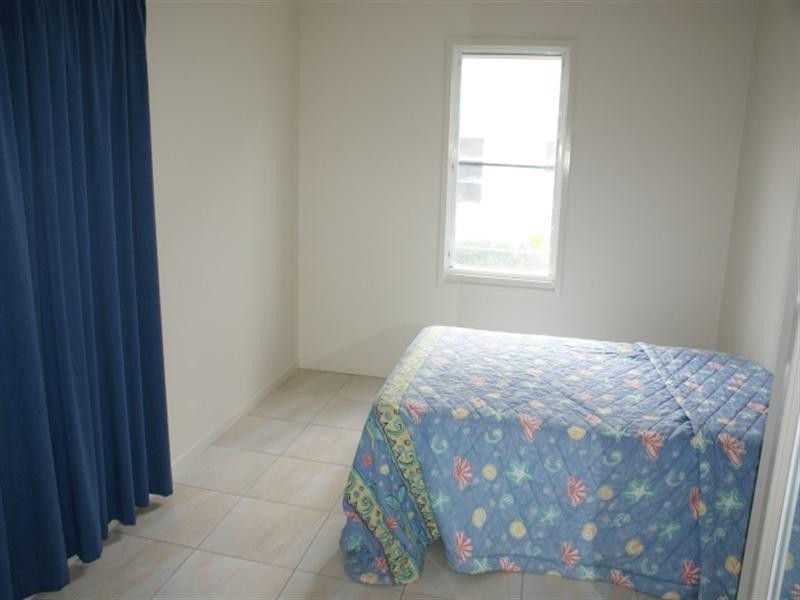 110 Kennedy Esplanade, South Mission QLD 4852