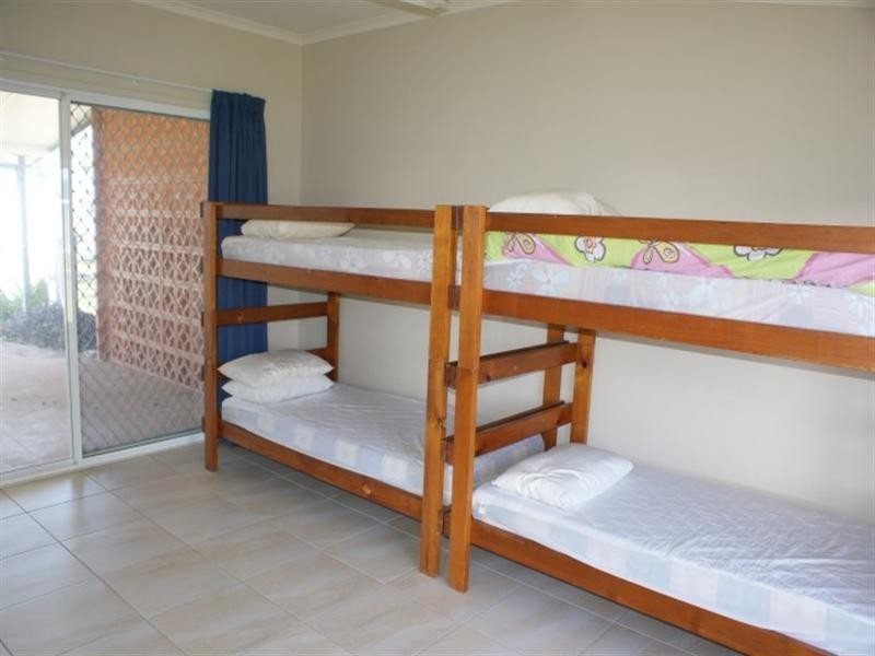 110 Kennedy Esplanade, South Mission QLD 4852