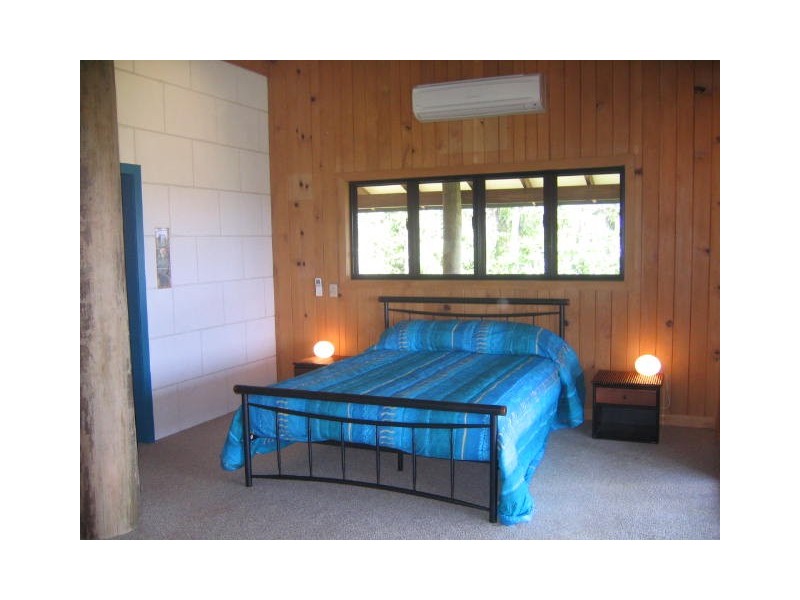 Mission Beach QLD 4852