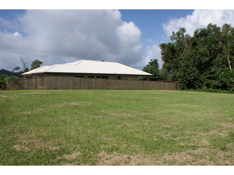 11 Oceanview Drive, Wongaling Beach QLD 4852