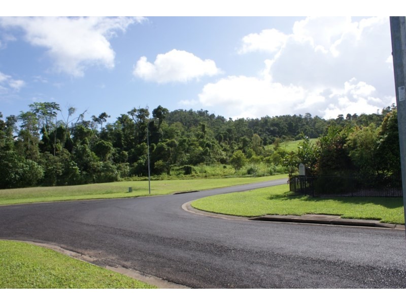 11 Oceanview Drive, Wongaling Beach QLD 4852