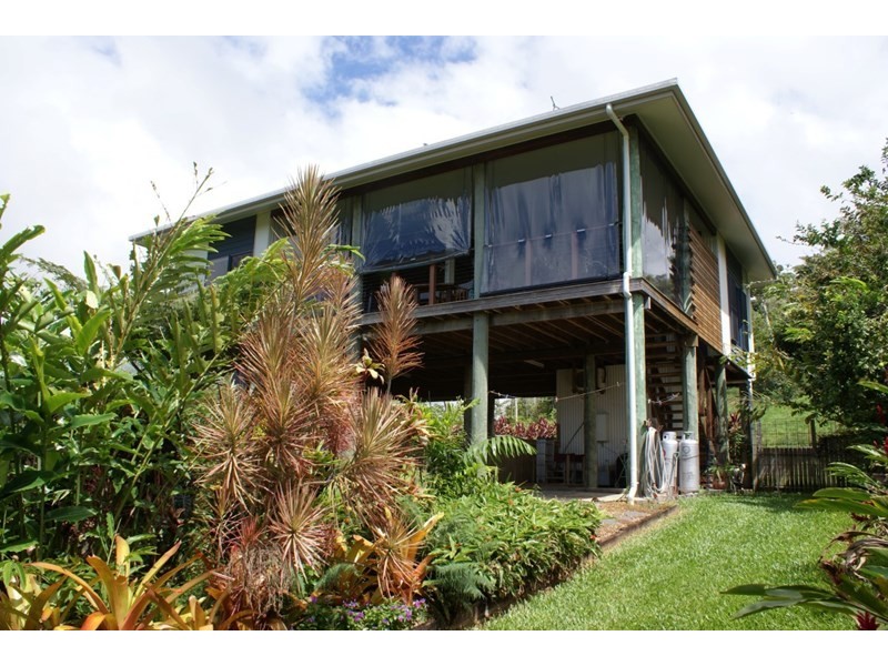 7 Bedarra Terrace, South Mission QLD 4852