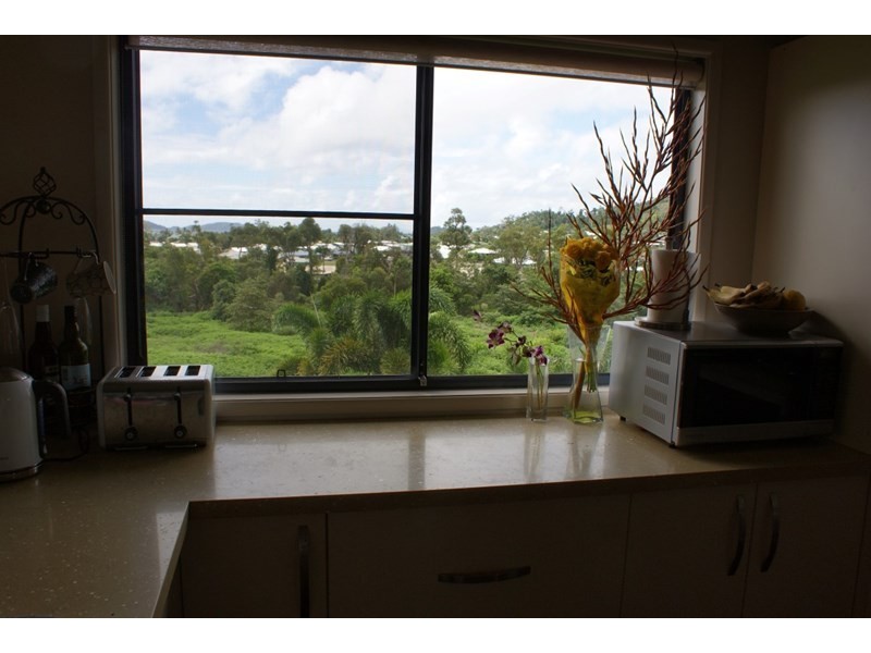 7 Bedarra Terrace, South Mission QLD 4852